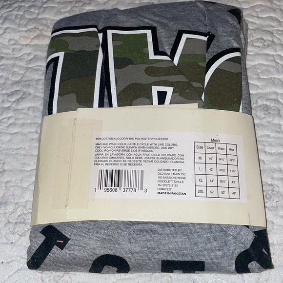 BNWT “Best Dad Ever” t-shirt size medium in men’s - Picture 3 of 5